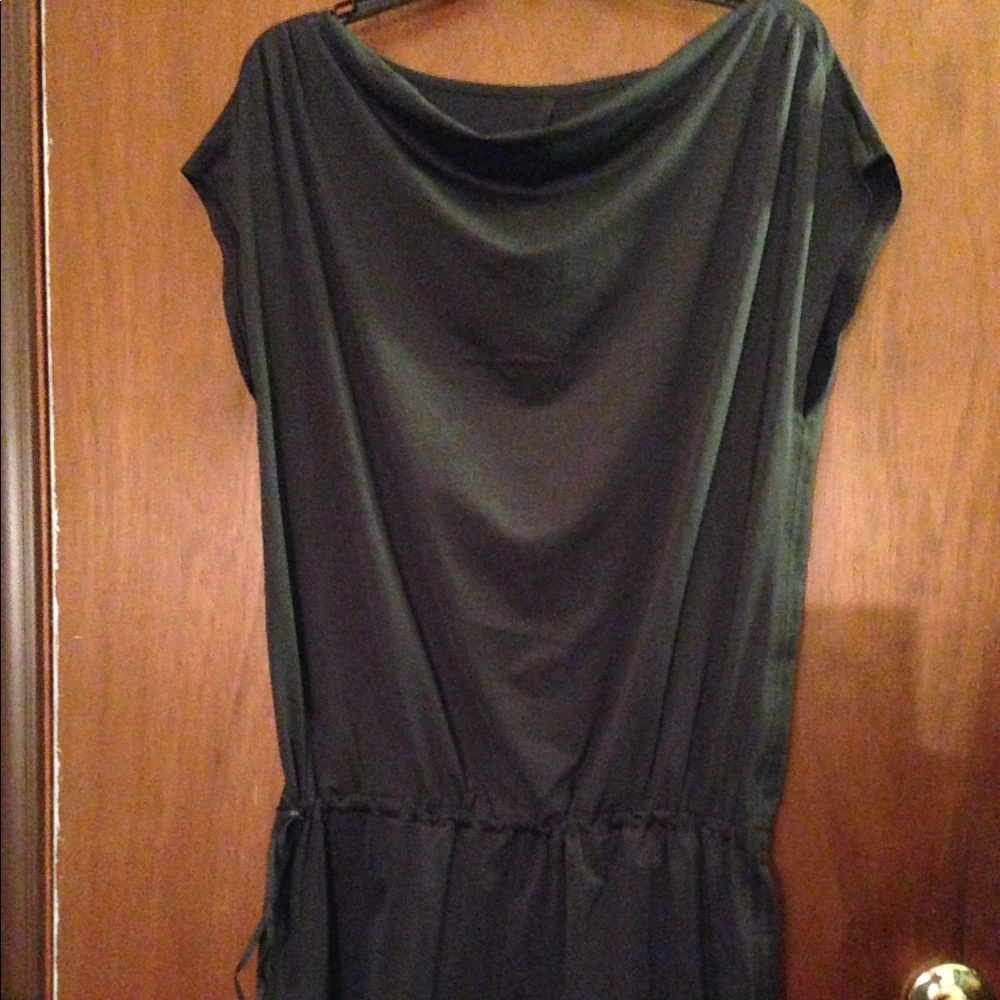 NWOT Gap Body Fit Gray Tunic Top Size Large